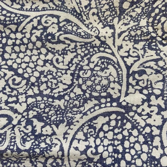 ✨NWOT✨Ann Taylor Blue Patterned Shorts - Picture 6 of 7